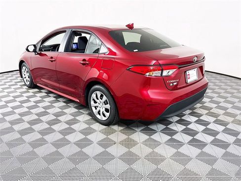 Certified 2025 Toyota Corolla LE w/ Convenience Package image 20