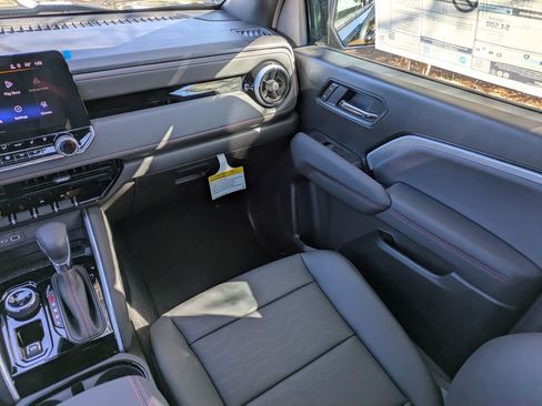 New 2026 Chevrolet Colorado Z71 w/ Z71 Convenience Package 2 AWD/4WD image 18