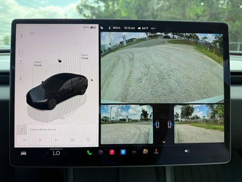 Used 2025 Tesla Model 3 Long Range RWD image 28