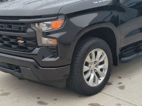 Used 2025 Chevrolet Silverado 1500 Custom AWD/4WD image 10