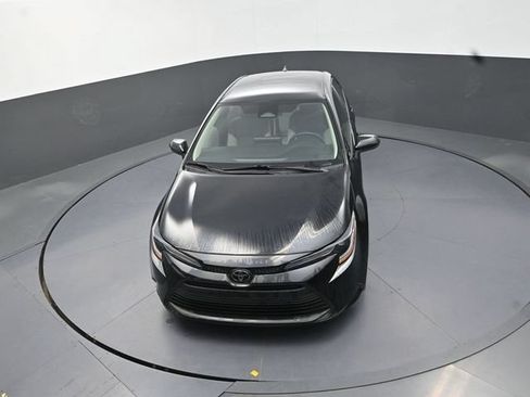 Used 2024 Toyota Corolla LE FWD image 24