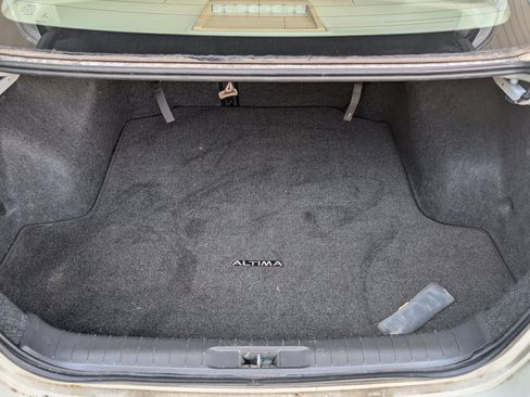 Used 2015 Nissan Altima 3.5 SL FWD image 19