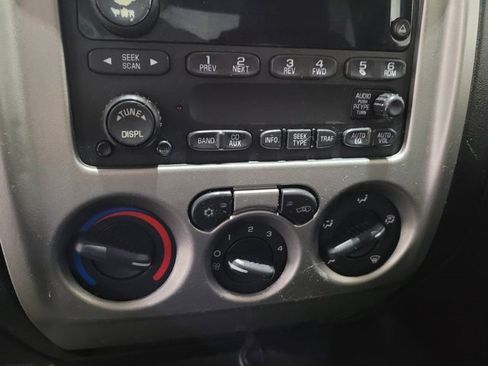 Used 2012 GMC Canyon SLE image 26