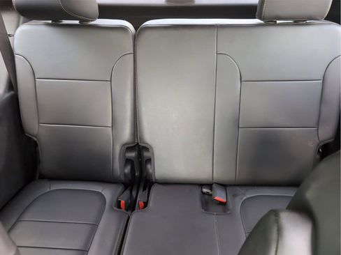 Used 2021 Chevrolet Traverse Premier w/ Redline Edition FWD image 28