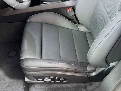 New 2025 Porsche Macan Turbo Electric image 15