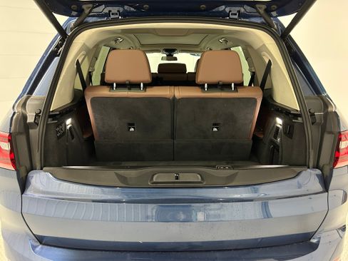 Used 2021 BMW X7 xDrive40i w/ Parking Assistance Package AWD/4WD image 34