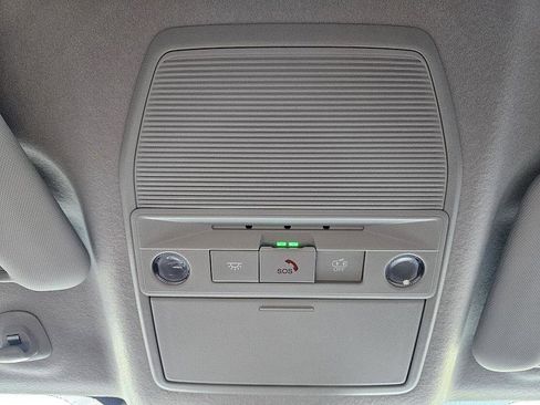 New 2026 Nissan Kicks SR w/ Cold Weather Package image 22