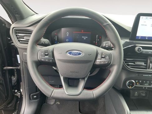 Used 2025 Ford Escape ST-Line image 12