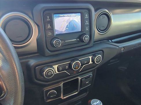 Used 2019 Jeep Wrangler Unlimited Sport image 14