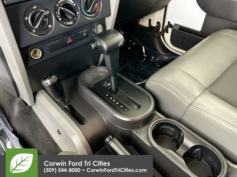 Used 2009 Jeep Wrangler X AWD/4WD image 10