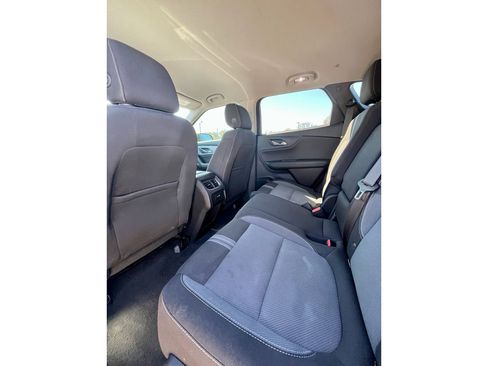 Used 2024 Chevrolet Blazer LT image 9