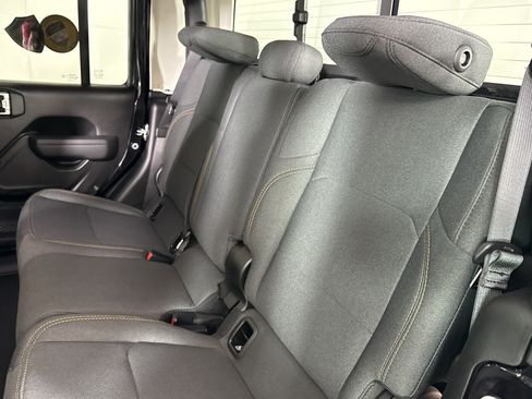 New 2026 Jeep Gladiator Sport image 13