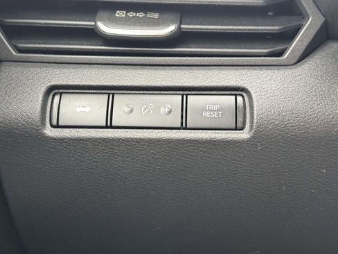 Used 2022 Nissan Altima 2.5 SR AWD/4WD image 23