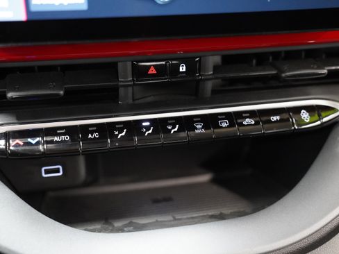 Used 2024 FIAT 500 e (RED) image 27