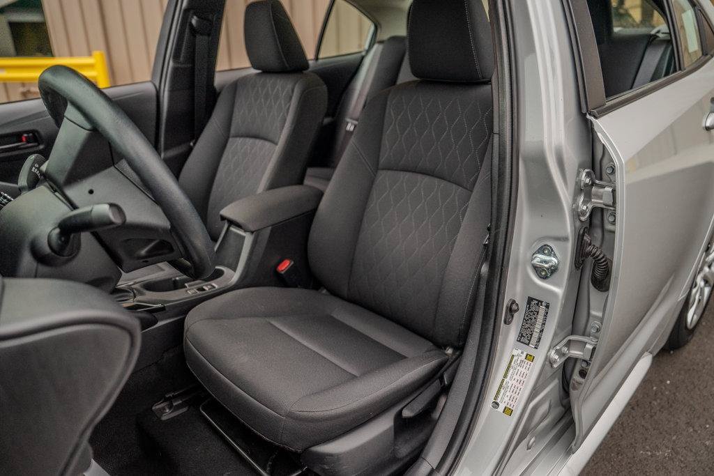 Used 2024 Toyota Corolla LE FWD image 13
