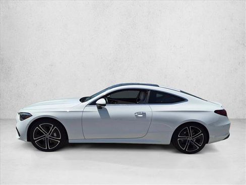 Used 2024 Mercedes-Benz CLE 300 4MATIC Coupe image 6