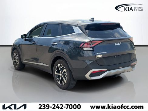 Used 2023 Kia Sportage EX FWD image 4