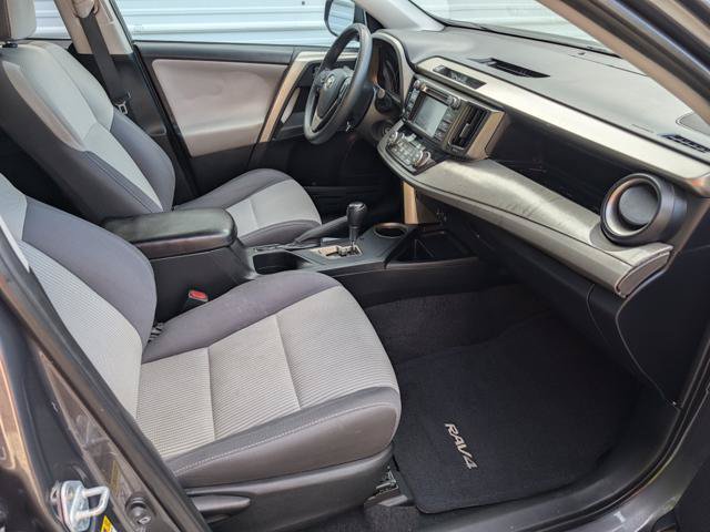 Used 2015 Toyota RAV4 XLE FWD image 20