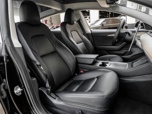 Used 2023 Tesla Model 3 Standard Range image 42