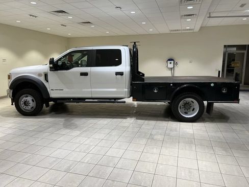 Used 2022 Ford F450 XL w/ Power Equipment Group AWD/4WD image 2