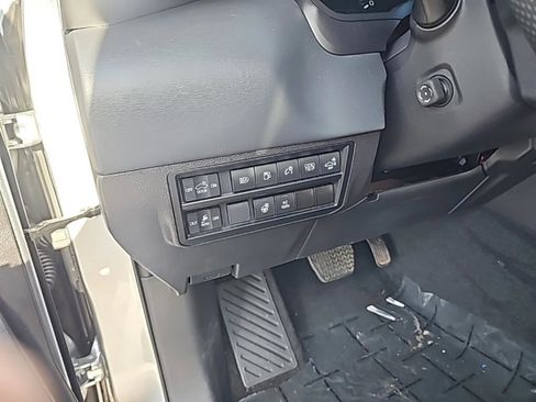 Used 2024 Toyota Tundra Platinum image 12