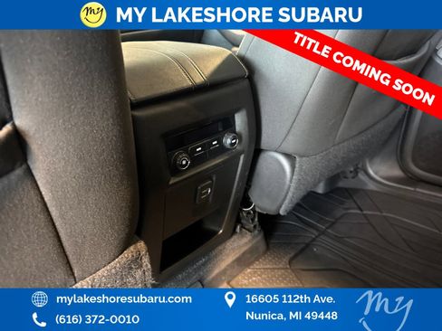 Used 2018 Chevrolet Traverse LT w/ LPO, Floor Liner Package AWD/4WD image 23