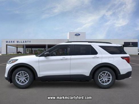 New 2026 Ford Explorer Active image 3