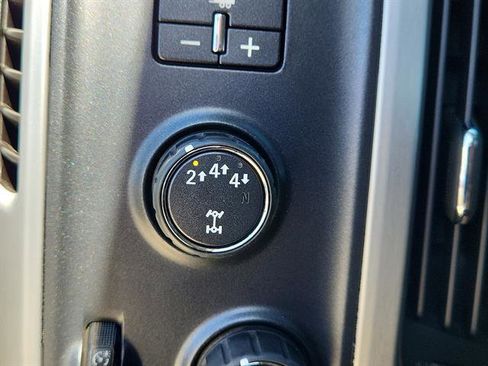 Used 2018 GMC Sierra 2500 SLT w/ Duramax Plus Package image 23