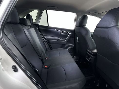 Used 2022 Toyota RAV4 LE AWD/4WD image 28
