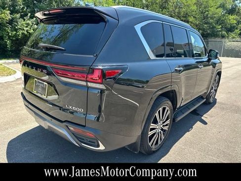 Used 2023 Lexus LX 600 4WD w/ Luxury Package image 5