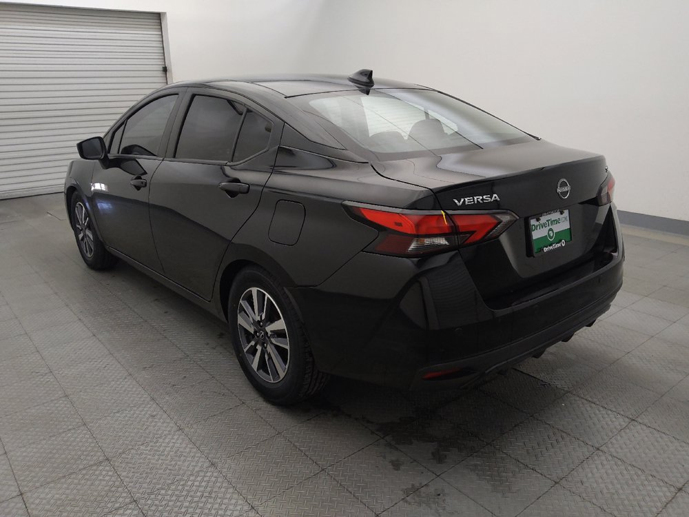 Used 2023 Nissan Versa SV FWD image 5