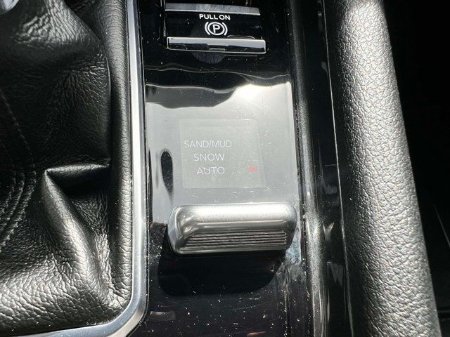 Used 2023 Jeep Compass Latitude AWD/4WD image 30