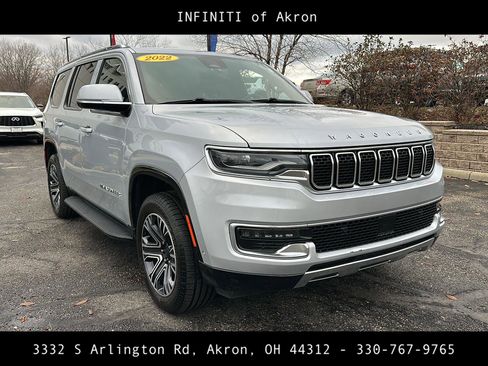 Used 2022 Jeep Wagoneer Series III w/ Flexible Seating Group image 17