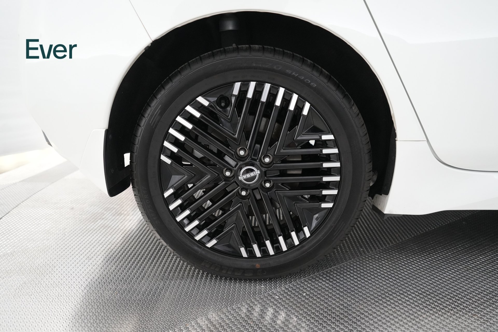 Used 2024 Nissan Leaf SV Plus FWD image 9