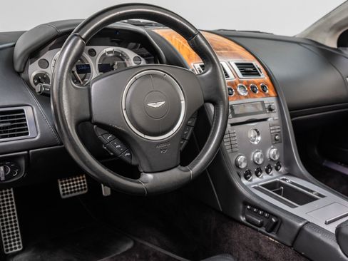 Used 2008 Aston Martin DB9 Volante RWD image 13