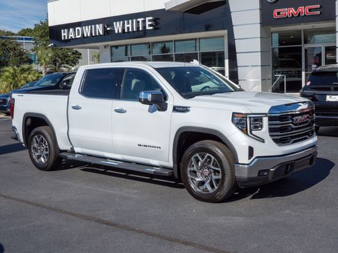 New 2026 GMC Sierra 1500 SLT w/ SLT Premium Package image 1