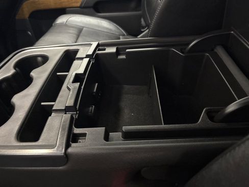 Used 2017 Chevrolet Silverado 1500 LTZ AWD/4WD image 19