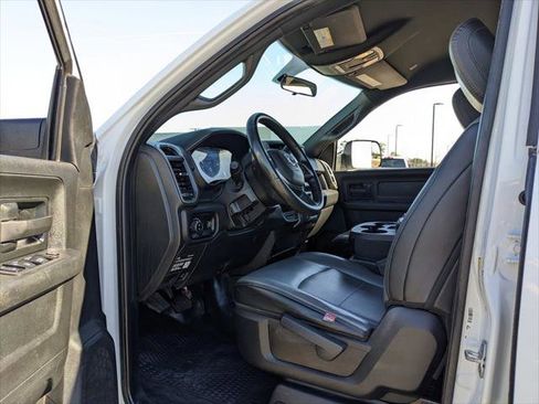 Certified 2022 RAM 2500 Tradesman w/ Chrome Appearance Group image 30