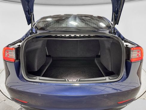 Used 2020 Tesla Model 3 Standard Range RWD image 26