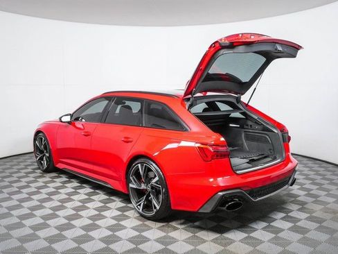 Used 2021 Audi RS 6 w/ Carbon Optic Package AWD/4WD image 29