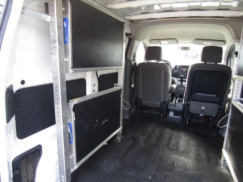 Used 2017 Nissan NV200 S image 23