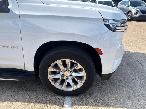 Used 2024 Chevrolet Tahoe Premier RWD image 4