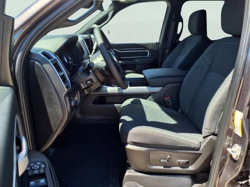 New 2026 RAM 2500 Big Horn AWD/4WD image 8