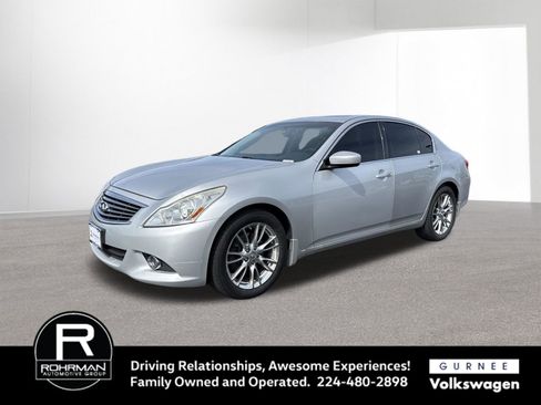 Used 2010 INFINITI G37 X w/ Premium Pkg image 1
