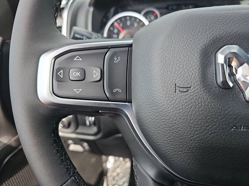 Used 2025 RAM 1500 Big Horn RWD image 16