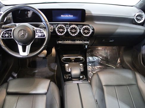 Used 2022 Mercedes-Benz A 220 4MATIC image 32