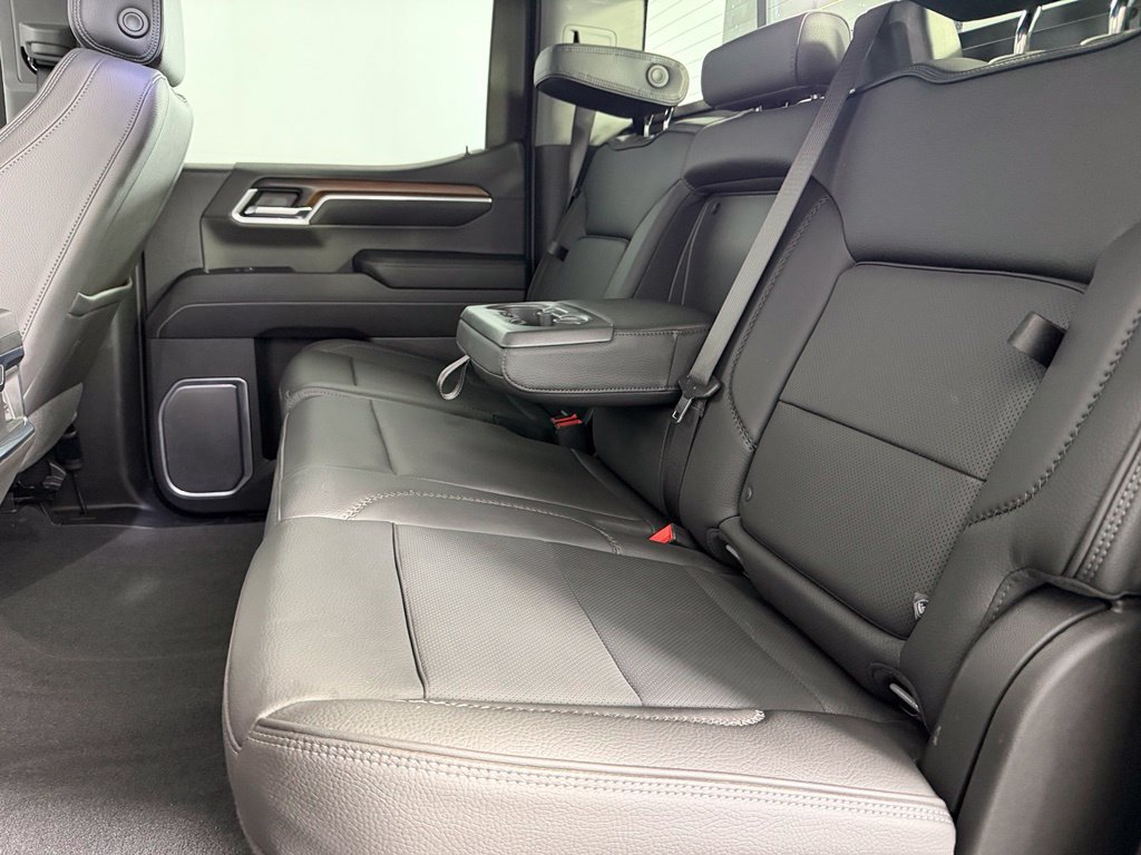 Used 2024 GMC Sierra 1500 Denali AWD/4WD image 21