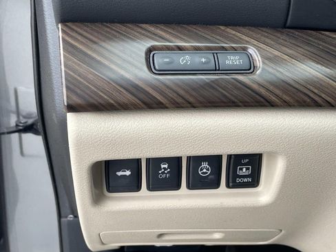 Used 2016 Nissan Maxima Platinum image 22