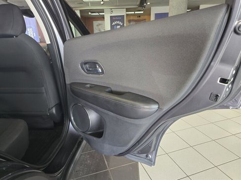 Used 2021 Honda HR-V EX image 15