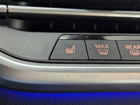 Used 2020 BMW X7 xDrive40i w/ Premium Package image 18